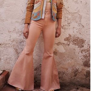 Free People Just Float On Flare Jeans 💕